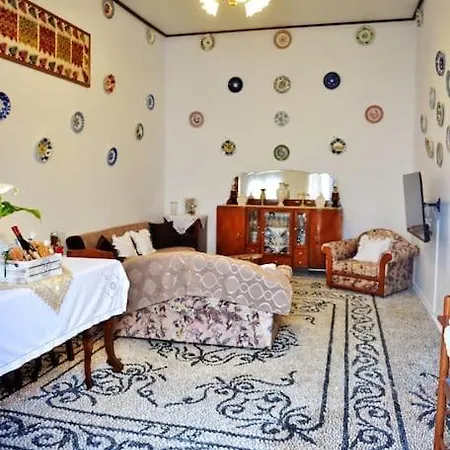 Vakantiehuis Afrodite's Traditional House *